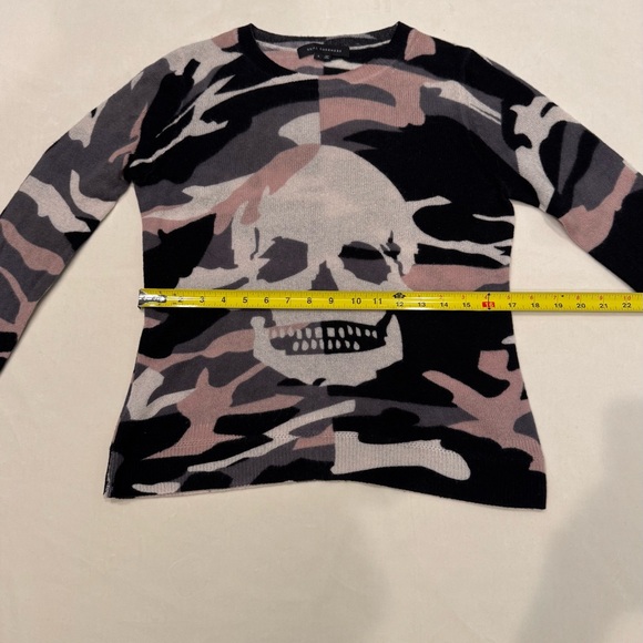 Skull Cashmere Camouflage - Black, Pink and Gray Sweater - Picture 10 of 14